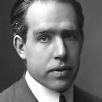Timeline: Niels Bohr Oct 07, 1885 - Nov 18, 1962