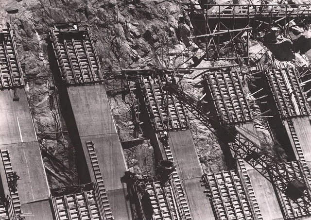 U.S. Congress approves the construction of Boulder Dam