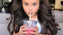 Timeline: La vida de Laura