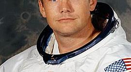 Timeline: Biografia de Neil Amstrong