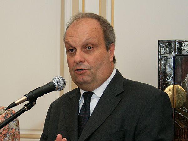 Creación del Ministerio de Turismo, Cultura y Deporte