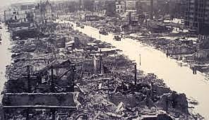 BOMBARDEO D RÓTERDAM