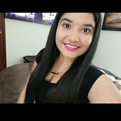 Timeline: Vaneza Saavedra A