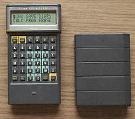 Se creo la compañia Psion y lanzo una serie de telefonos