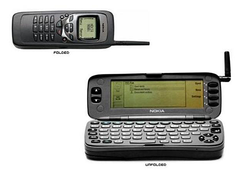 Nokia lanzó el primer smartphone. Venía con una CPU derivada de un Intel 386 y 8 Mbytes de RAM. El teléfono en cuestión es el Nokia 9000i.