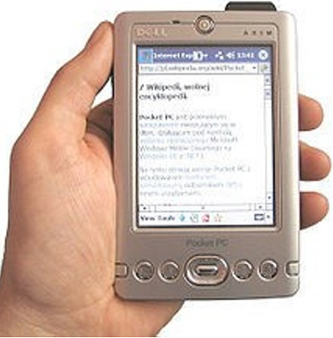 Surgen los primeros PocketPC tenían como sistema operativo el llamado Windows CE 3.0.