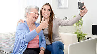 Mayra visits her grandmother