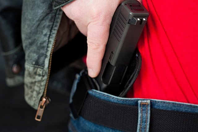 Kentucky Lawmakers Pass NRA-Backed Concealed Carry Law