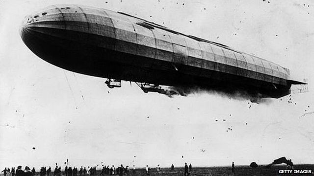 First Zeppelin raid on London