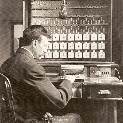 Timeline: Historia de la Base de Datos