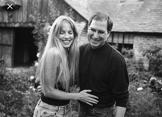 Esposa de steve jobs