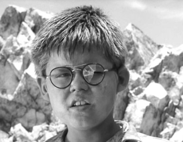 Jack steals piggys glasses