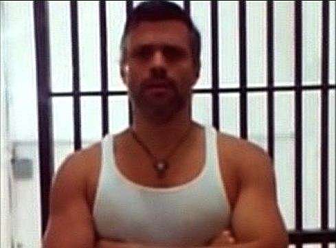 Opposition leader, Leopoldo Lopez arrested
