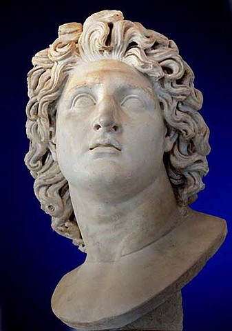 Alessandro Magno sale al trono