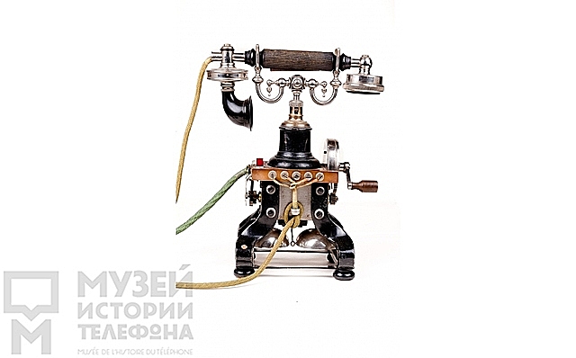 Настольный телефонный аппарат KJOBENHAVNS TELEFONE AKTIESELSKAB Дания, 1892 г.