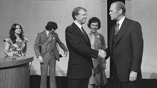 Carter Defeats Ford in U.S. Presidential Election