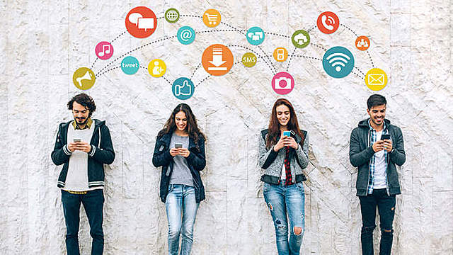 La primera red social en Internet