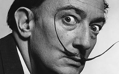 SALVADOR DALÍ