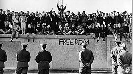 Timeline: Construcció i caiguda del mur de Berlín