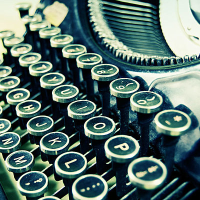 Timeline: HISTORIA DE LOS PROCESADORES DE TEXTOS