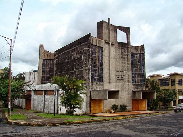 Iglesia de Fátima, Los Yoses, Linner