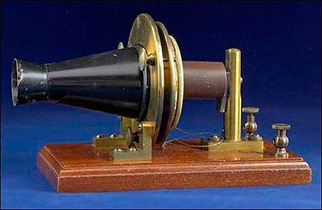 SEXTO TELEFONO ANTIGUO  2002