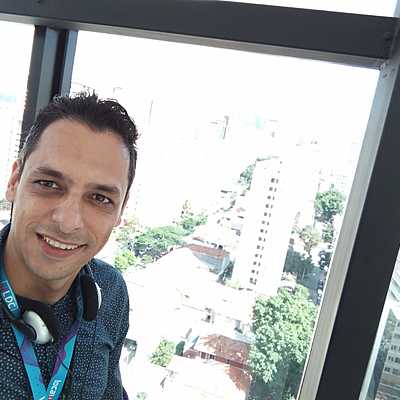 Timeline: Ínicio dos Trabalhos na Gráfica GEL