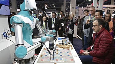 Robot con inteligencia artificial