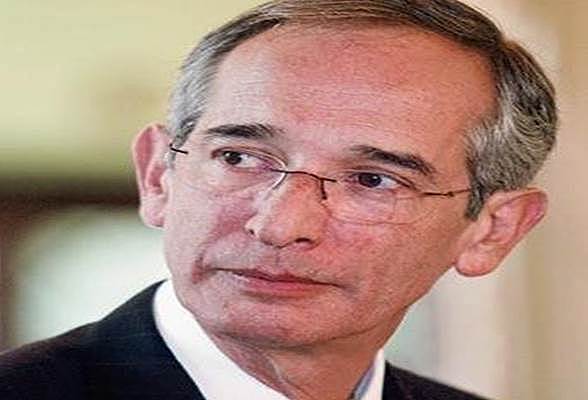 Álvaro Colom Caballeros 2008-2012