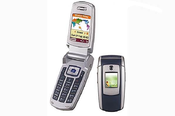 Samsung E700