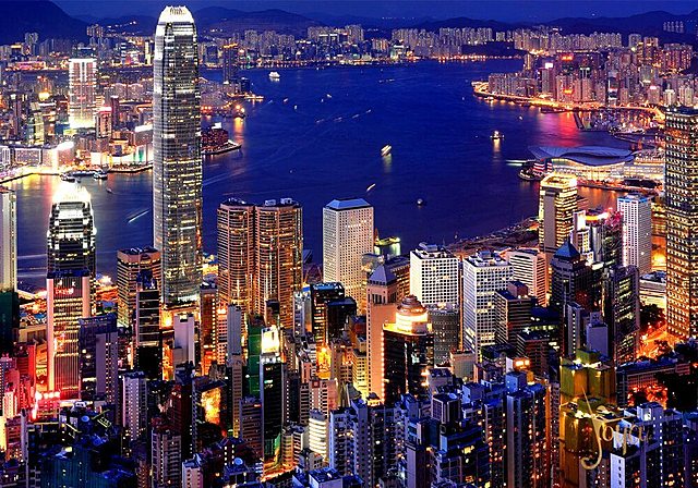 Hoy en dia 2019 |-/ alessandro yusty