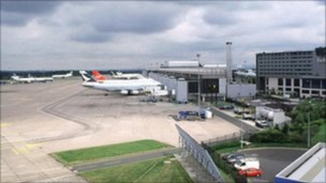 Manchester Airport sends empty planes to Tunisia