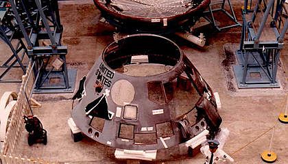 Apollo 1 goes up in flames