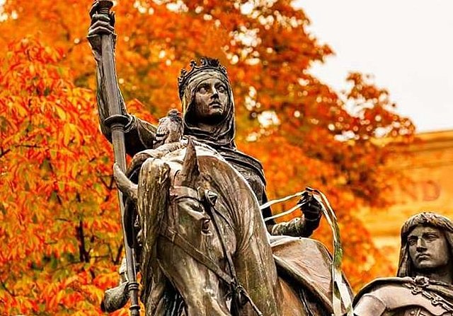 Isabel I de Castella es converteix en Reina de Sicília