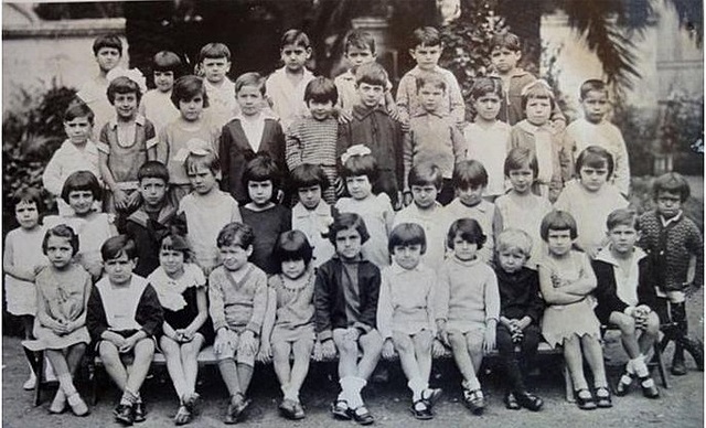 1º jardim de infância público - Escola Caetano de Campos