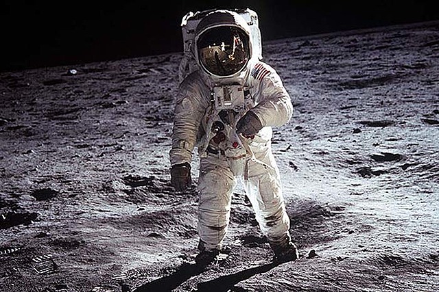 LLEGADA DEL HOMBRE A LA LUNA