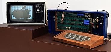 IBM presenta el PC 1981 IBM