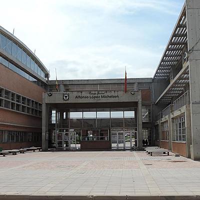 Timeline: Línea de tiempo del programa de educación media para el siglo XXI en el Colegio Alfonso López Michelsen.