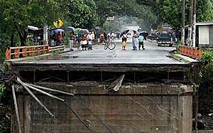 derrumbe de puente colima
