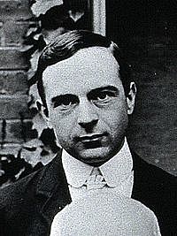 Ana Freud termino la preparatoria y fue cortejada por Ernest Jones