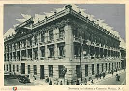 1914 se forma la Secretaría de Industria y Comercio