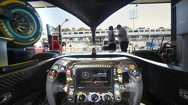 Rientrano in formula uno dalla porta principale alcuni “ driver’s aids”: Antispin, Launch contro, cambio totalmente automatico con un numero minimo di marce pari a 4 e massimo 7, ciò al fine di evitare l’introduzione del CVT .