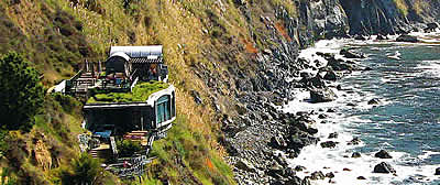 Fritz se muda al instituto Esalen en big sur California