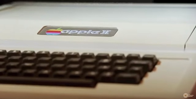 La apple 2 es lanzada