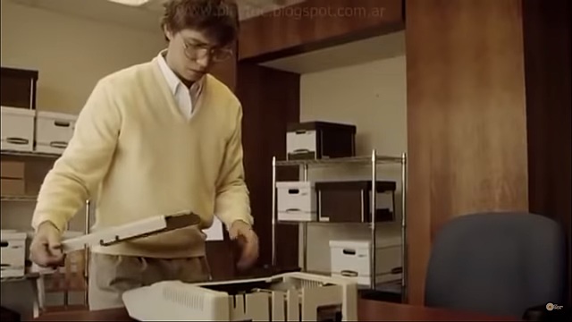 Bill gates saca provecho de la apple 2