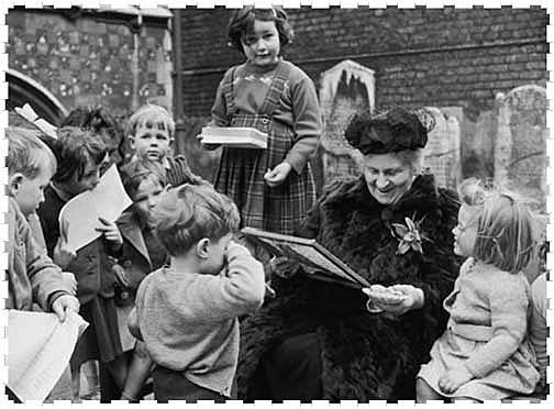 LA PEDAGOGIA CIENTIFICA DE MONTESSORI (1870 - 1952)