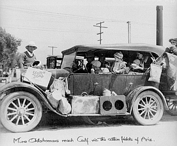Okies During the Great Depression - Migrant farm workers looking for a living