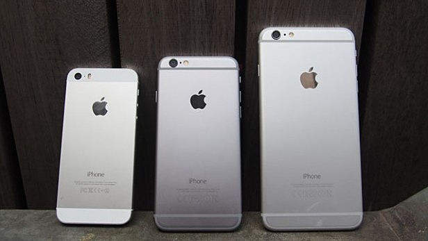 iPhone 6 and 6 Plus is released