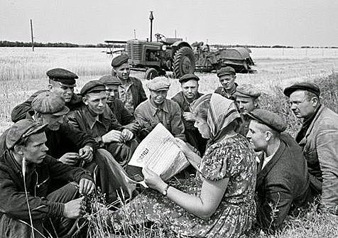 USSR / Forced collectivisation. Gulags / Stalin's dictatorship