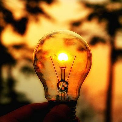 Timeline: Historia de la Electricidad